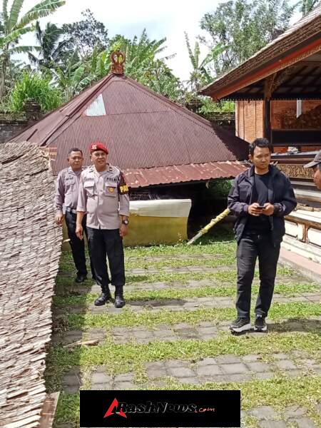Angin Kencang Robohkan Sejumlah Bangunan Suci di Pura Luhur Pucak Tinggah Baturiti