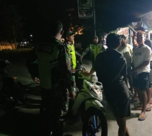 Patroli Malam Ramadan, Koramil 1630-02/Lembor Pastikan Wilayah Tetap Kondusif