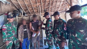 Kepercayaan Warga Menguat, Yonarmed 12 Kostrad Terima Senjata Api di Pos Haslot