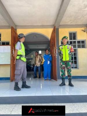 Ratusan Umat Khusyuk Beribadah, Aparat Sigap Jaga Paskah di Lembata