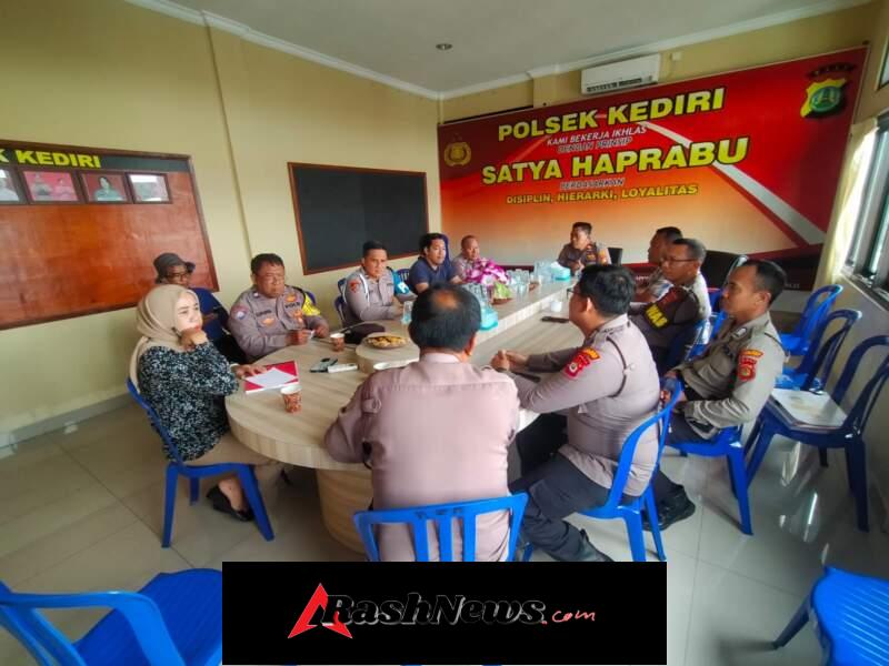 Kapolsek Kediri Bersama Kanit Dan Kasi Melaksanakan Anev dan Rakor Persiapan Penerimaan Tim Wasrik