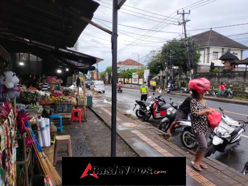 Strong Point Simpang Pasar Bajera Polsek Selemadeg, Pastikan Kelancaran Mobilitas Pagi