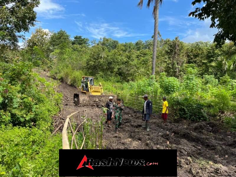 TNI dan Warga Kompak! Penggusuran Tanah Dikebut, Akses Jalan Segera Bisa Dilalui