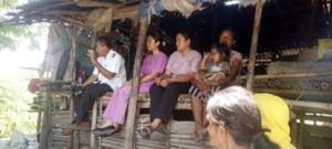 Jangkau Wilayah Terpencil, Babinsa dan Nakes Datangi Ibu Hamil di Haharu