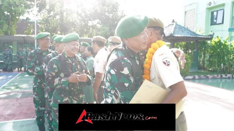 Wisuda Purna Tugas, Letkol Sidik Pramono Tegaskan 3 Personel PNS Kodim Klungkung Tuntaskan Masa Bakti