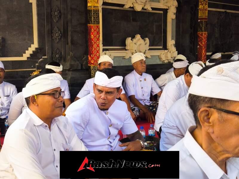 Wujud Nyata Pengabdian TNI, Babinsa Kawal Sakralnya Upacara Karya Desa Adat Pering