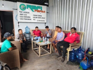 Jumat Curhat, Polsek Mengwi Tatap Muka Dengan Kelompok Peternak Ikan Lele Desa Buduk