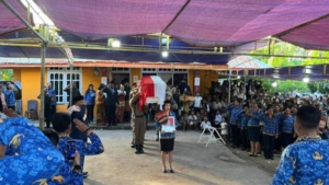 Kodim 1601/Sumba Timur Sampaikan Duka Cita, Hadiri Pemakaman Asisten I Kabupaten Sumba Timur