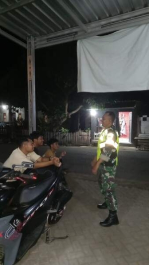 ‎Hadir di Tengah Masyarakat, Koramil Moyo Hilir Pastikan Wilayah Tetap Aman