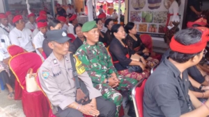 Bukti Nyata Kehadiran Polri Di Tengah Masyarakat, Bhabinkamtibmas Desa Sanda Hadiri Penilaian Lomba Desa