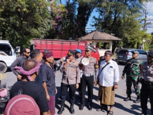 Ratusan Massa Forum SSB Bergerak Menuju Titik Aksi, Polisi Lakukan Pengawalan dan Pengamanan