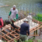 Dorong Mobilitas dan Ekonomi Desa,Pembangunan Jembatan Perintis Garuda di Seririt Tunjukkan Perkembangan Signifikan