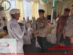Hadir di Tengah Masyarakat, Kapolsek Bebandem Hadiri Upacara Yadnya di Desa Kayuputih: Perkuat Sinergitas dan Cooling System