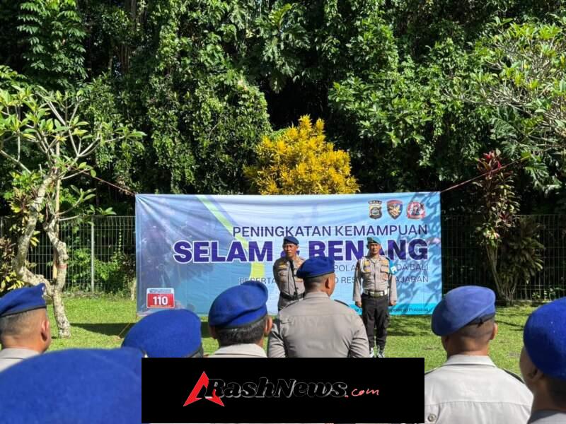 “Meningkatkan Profesionalisme Polairud melalui Kemampuan Selam yang Andal”,