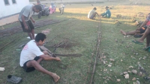 Pengawasan Pembangunan KDKMP Oelolot Terus Dilakukan Babinsa Koramil Batutua