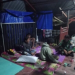 Koramil Sekongkang Tingkatkan Keamanan Lingkungan Lewat Patroli