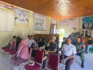 TNI/Babinsa Kawal Sosialisasi Lahan, Wujudkan Pembangunan Infrastruktur di Seteluk