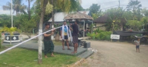 Jaga Kebersihan Pangkalan Dan Siapkan Sarpras Piodalan, Koramil Nusa Penida Gotong Royong