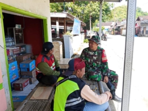 Babinsa Belo Gelar Patroli Wilayah dan Komsos, Perkuat Keamanan Lingkungan