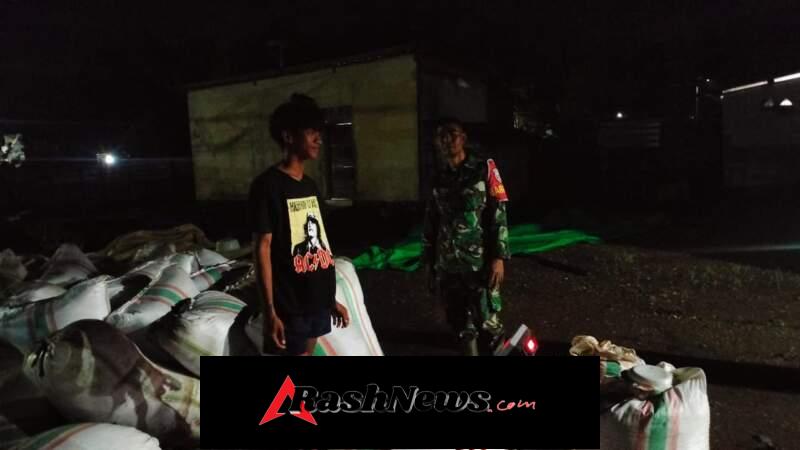 Dukung Ketahanan Pangan, Babinsa Lamontet Aktif Dampingi Serap Gabah Petani