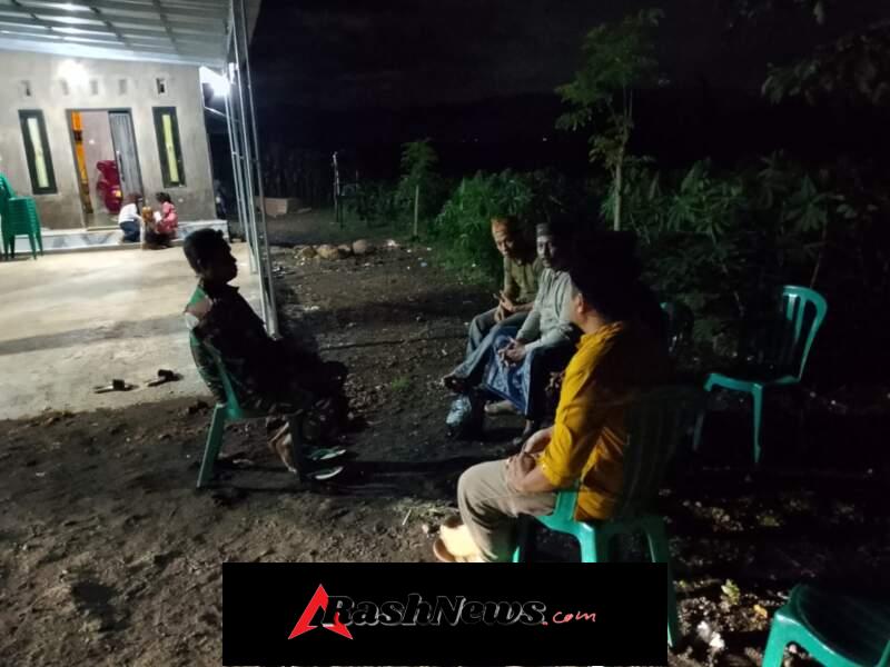 Sertu Abdul Malik Perkuat Kamtibmas Desa Sukadamai Melalui Ronda Bersama