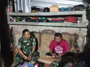 Serda Lalu Tunjung  Laksanakan Patroli, Imbau Warga Jaga Kamtibmas