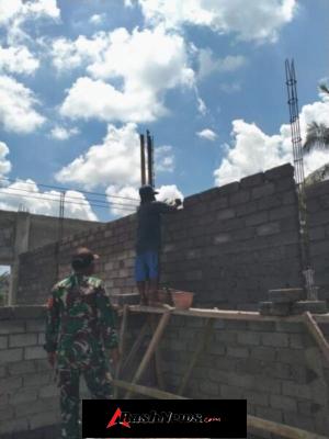 Pendampingan Babinsa Koramil Seteluk, Pembangunan KDKMP Desa Rempe Berjalan Lancar