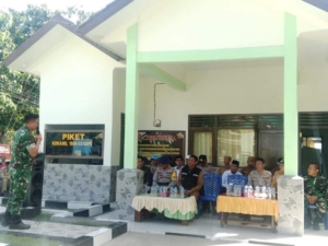 Pemusnahan Miras Sofi di Sape, Koramil 1608-03 Tegakkan Keamanan Wilayah