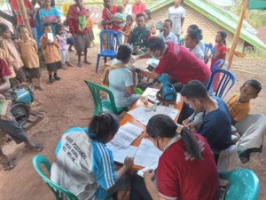 Cegah Stunting Sejak Dini, Babinsa Aktif Dampingi Kegiatan Posyandu di Desa Robo