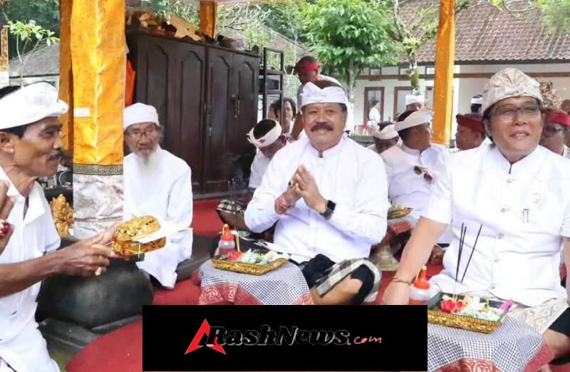 Pemerintah Tabanan dan Provinsi Bali Apresiasi Upacara Keagamaan di Pura Luhur Besi Kalung