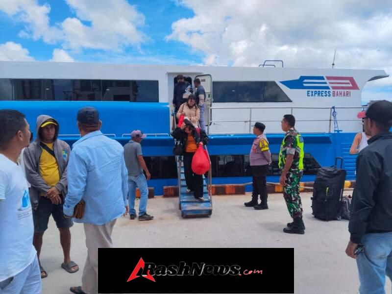Pelabuhan Ba’a Aman, Kapal Expres Bahari 8E Berlayar Tertib