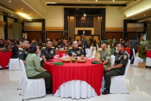 Pangdam IX/Udayana Pimpin Sertijab Pejabat Utama dan Beri Penghargaan Prajurit Juara MHQ Internasional