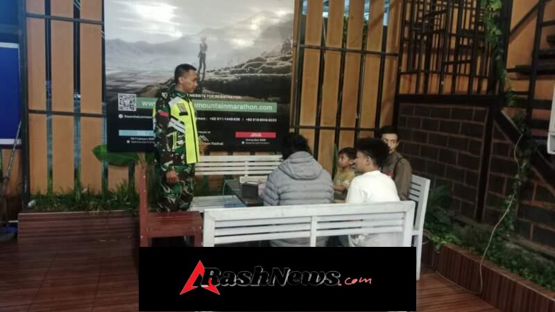 Babinsa Praka Sueb Turun Langsung, Perkuat Keamanan Lingkungan di Dusun Lendang Luar