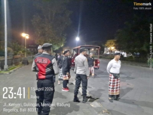 Polsek Mengwi Gandeng Pecalang Laksanakan Patroli Wilayah