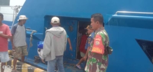 Kegiatan Pengamanan Piket Koramil 1627-02/Pantai Baru Sukses Amankan Keberangkatan KMP Klibordri