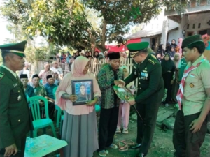 Dandim 1614/Dompu Sampaikan Bela Sungkawa dan Tali Asih di Desa Taropo