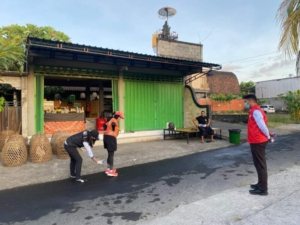 Siaga di Sepanjang Rute, Tim Keslap Polres Badung Kawal Kesehatan Pelari Kemala Run 2026