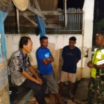 Serka Ridwan dan Tim Ajak Masyarakat Jaga Keamanan Malam Hari di Desa Sumi