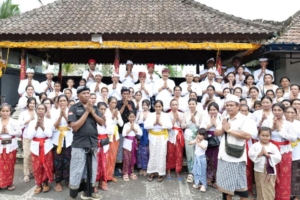 Piodalan di Pura Dalem Desa Adat Munduk Dawa: Wujud Pelestarian Adat dan Aspirasi Masyarakat Tabanan