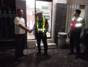 Patroli Blue Light Polsek Denpasar Barat Intensif, Jaga Keamanan Kawasan Pertokoan dan Pasar
