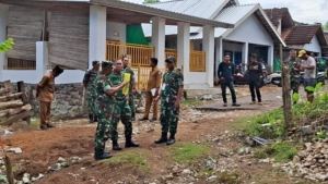 Letkol Czi Janu Hendarto Kawal Peninjauan Jembatan Printis di Dompu