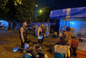 Tekan Potensi Gangguan Malam Hari, Raimas Polres Badung Susuri Jalur Utama Mengwi