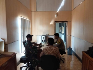 Babinsa Desa Goa Laksanakan Patroli Wilayah dan Komsos di Wilayah Binaan