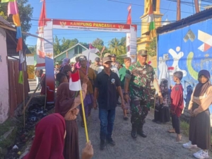 Wujud Kebersamaan, Camat hingga Tokoh Masyarakat Ikut Karya Bakti di Simpasai