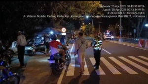 Cegah Balap Liar, Kapolsek Bebandem Pimpin Langsung Patroli di Jalur 11 Veteran