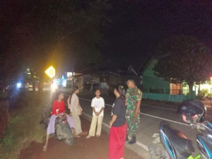 Jaga Stabilitas Wilayah, Koramil Poto Tano Laksanakan Patroli Malam