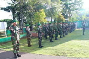 Pasi Ter Kodim 1601/Sumba Timur Pimpin Upacara Bendera, Ingatkan Prajurit Jaga Loyalitas dan Kesehatan