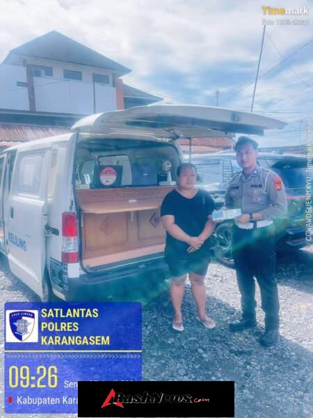 Sat Lantas Karangasem Berikan Pelayanan SAMSAT Keliling