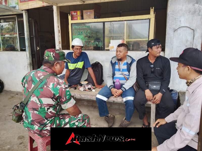 Komsos Babinsa Desa Tapir Wujudkan Hubungan Harmonis TNI dan Masyarakat
