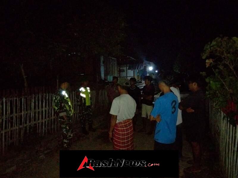 Babinsa Koramil 1608-03/Sape Lakukan Patroli Siskamling di Desa Sari